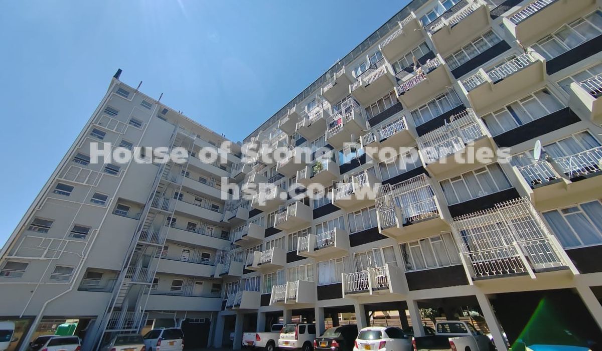 1 bedroom flat for sale in Harare CBD outskirts