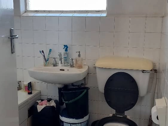 1 bedroom flat for sale in The Avenues