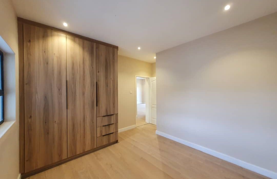 2 Bedroom Apartment for Sale in Newlands 