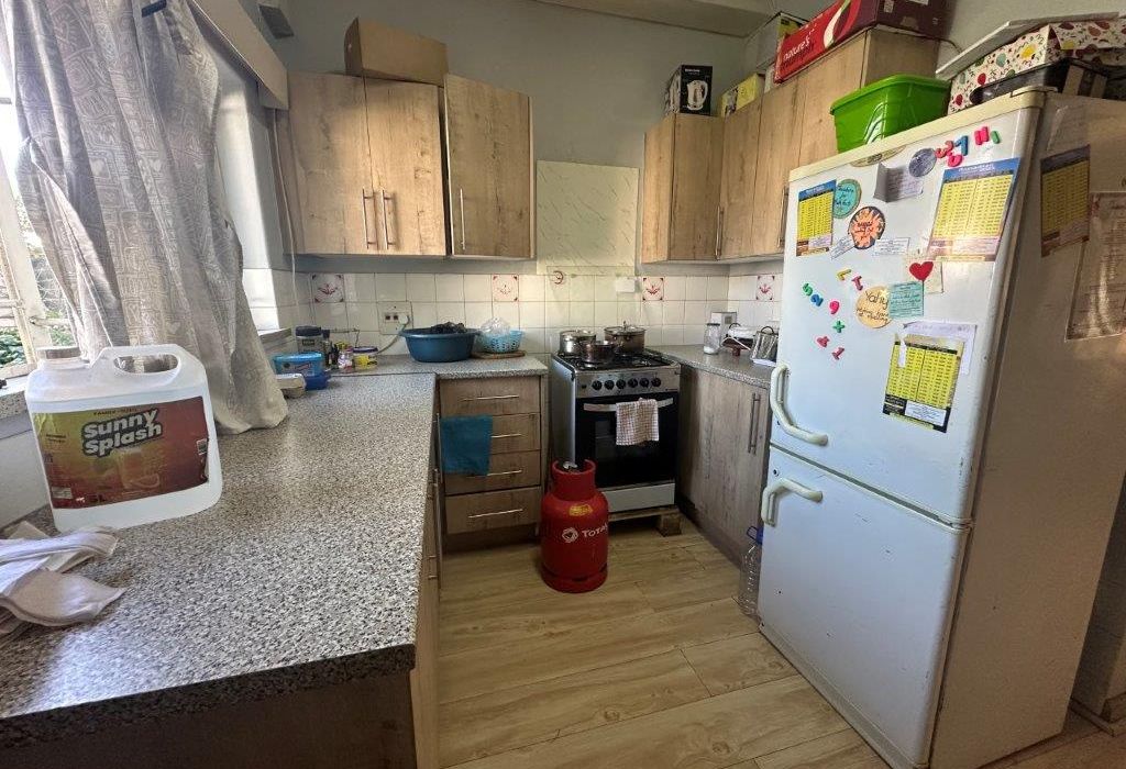 2 Bedroom Duplex Flat for Sale in Avondale 