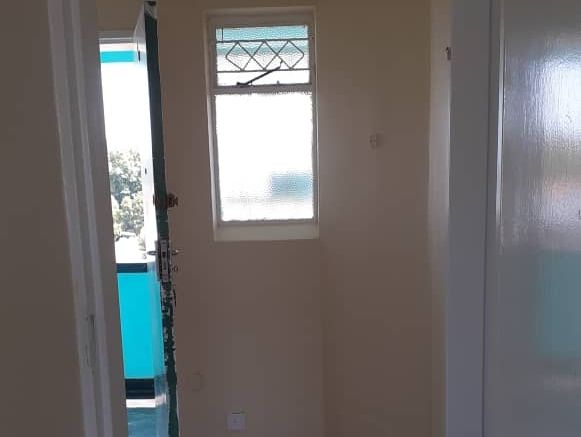 2  Bedroom Fat in the Avenues, Harare 