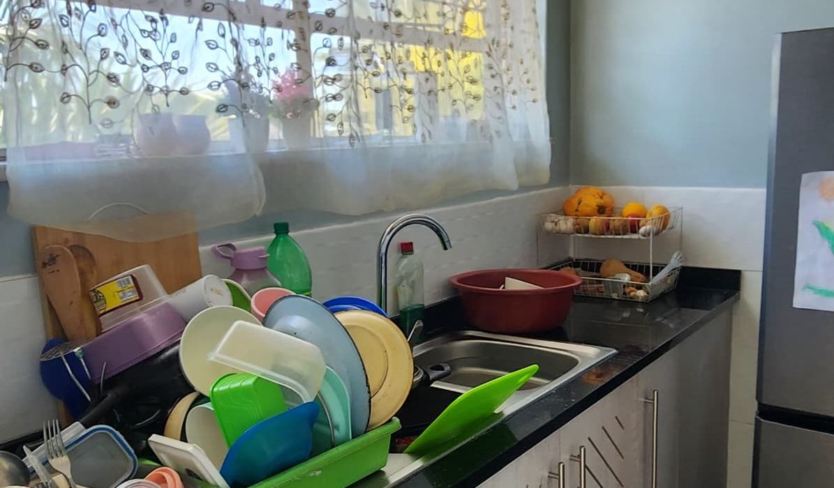 2 Bedroom Flat for Sale at Rosshire Heights, Harare CBD
