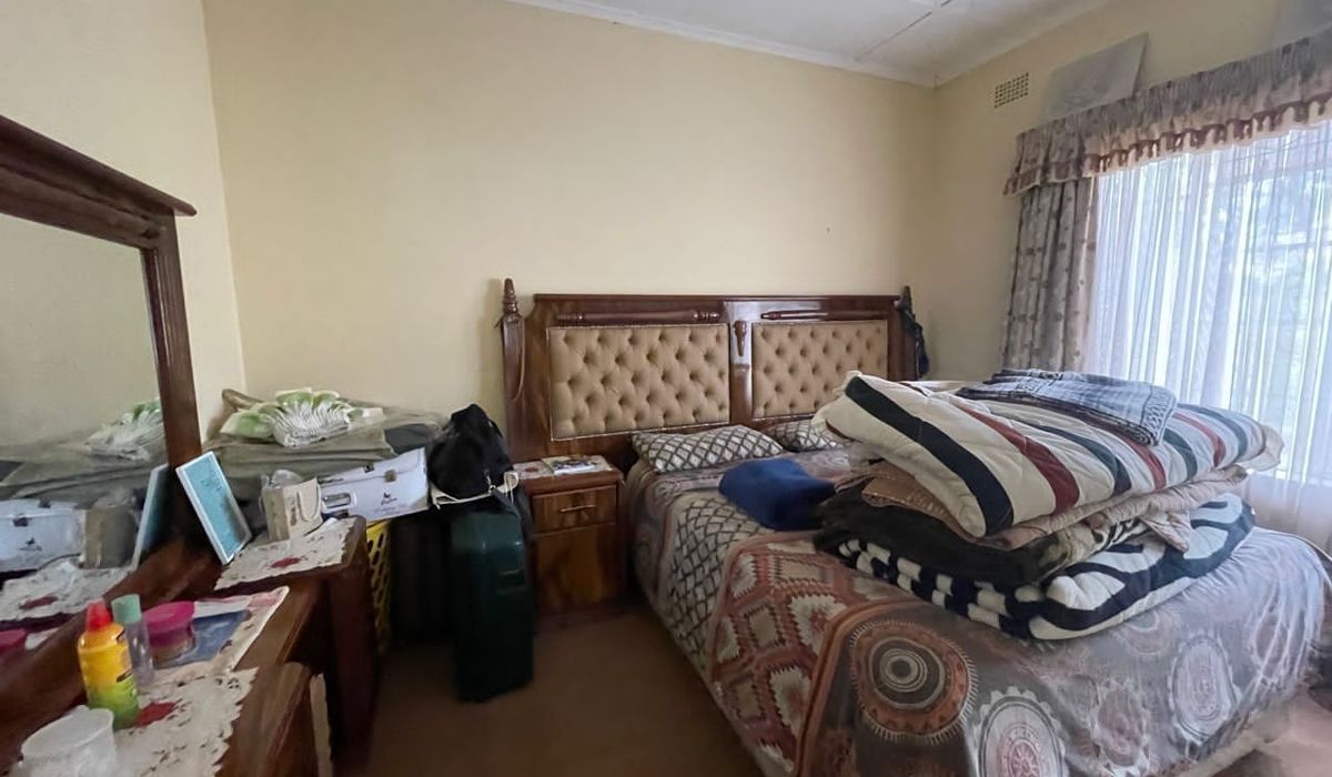 2 Bedroom Flat for Sale in Avondale West 