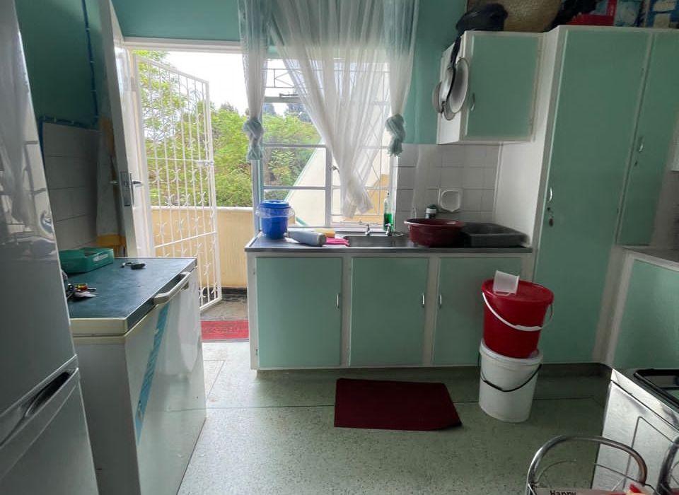 2 Bedroom Flat for Sale in Avondale West 