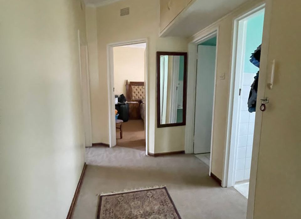 2 Bedroom Flat for Sale in Avondale West 