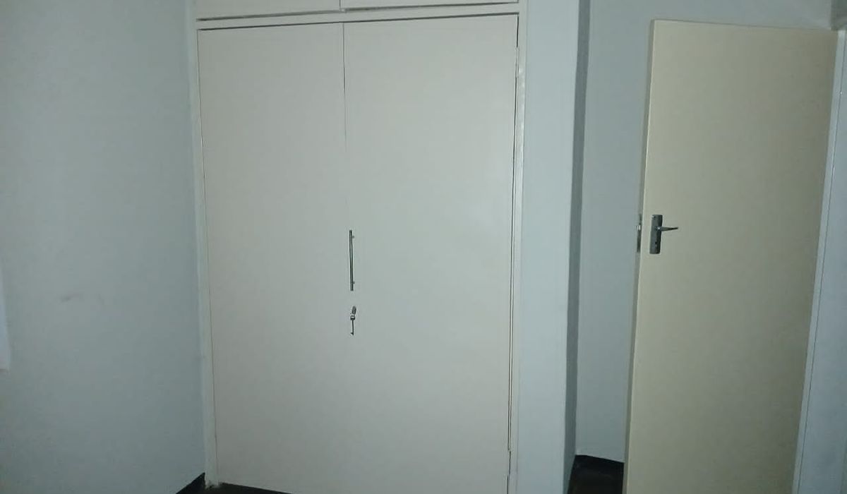 2 Bedroom Flat to Rent in DZ Extension 
