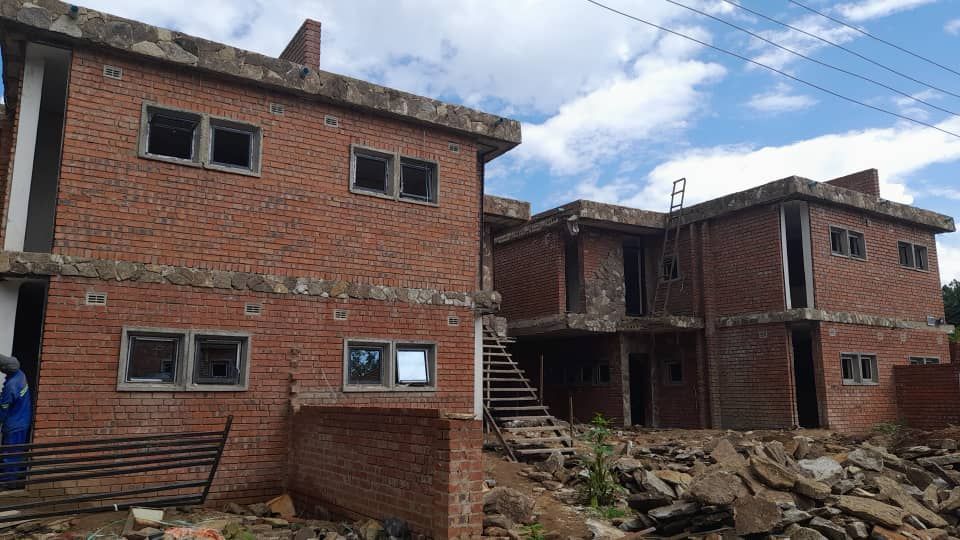 2 Bedroom Flats for Sale in Old Marlborough
