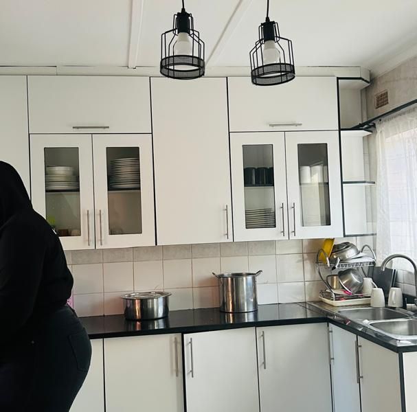 2 Bedroom Garden Flat for Rent 