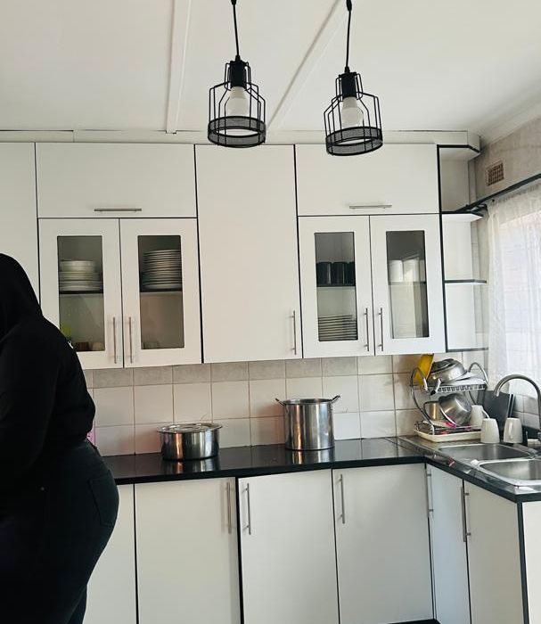 2 Bedroom Garden Flat for Rent 