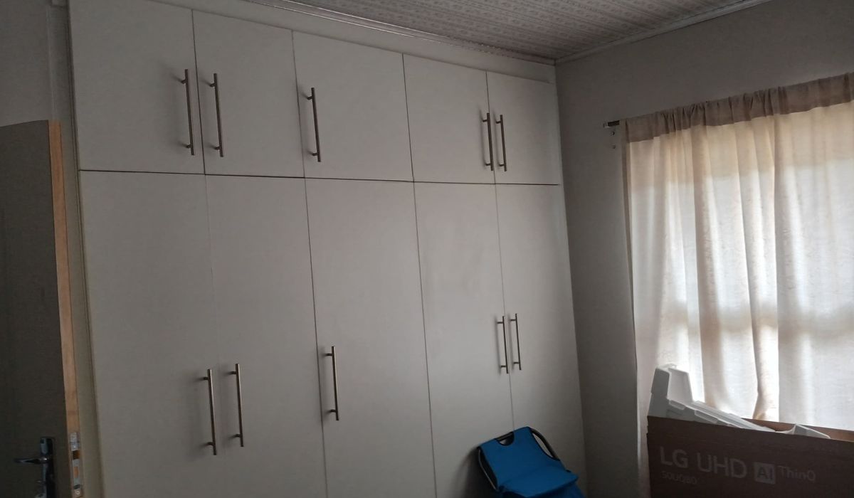 2 Bedroom Garden Flat for Rent in Tynwald North 