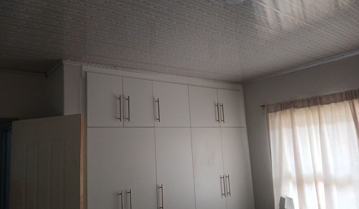 2 Bedroom Garden Flat for Rent in Tynwald North 