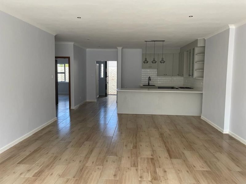 2 Bedroom Apartment for Sale in Greendale 