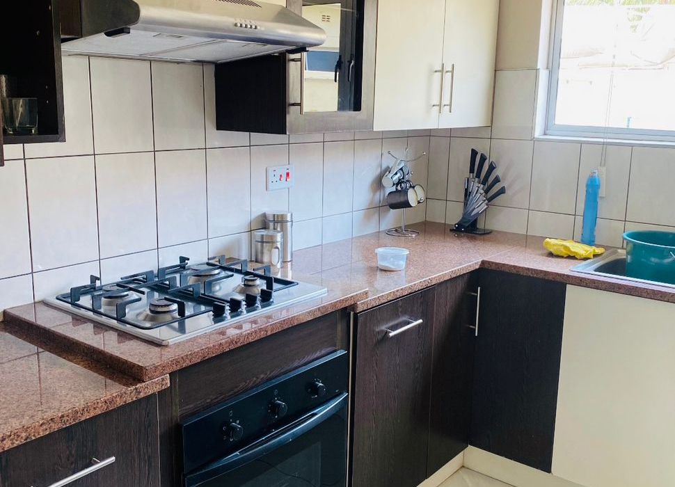 2 Bedroom House in Newlands for Rent 