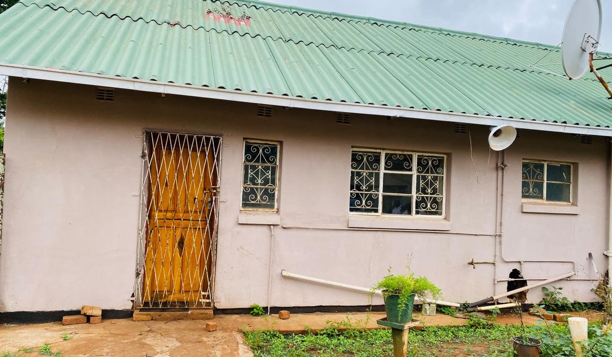 2 Bedroom House in Northend for sale 