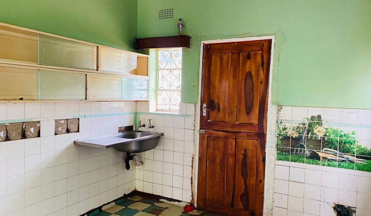 2 Bedroom House in Northend for sale 