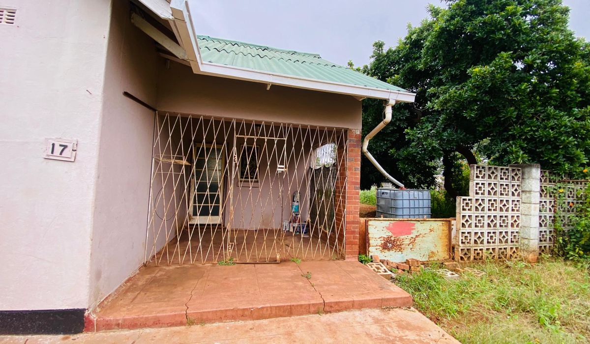 2 Bedroom House in Northend for sale 
