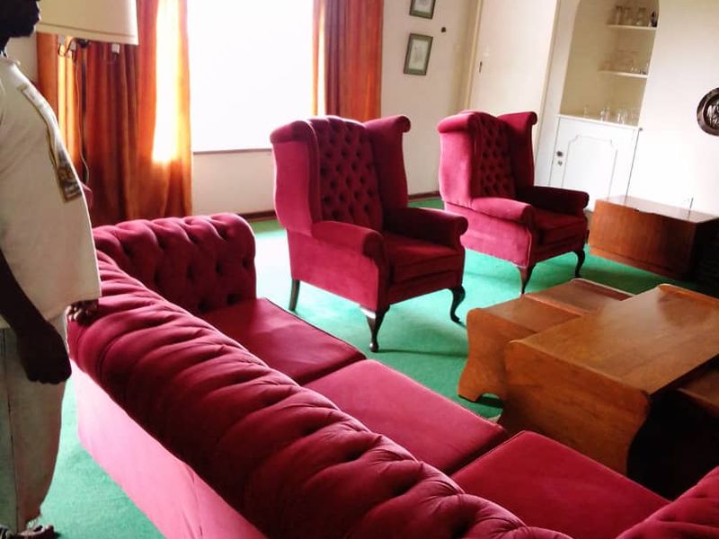 2 Bedroom Lodge for Sale in Inyanga 