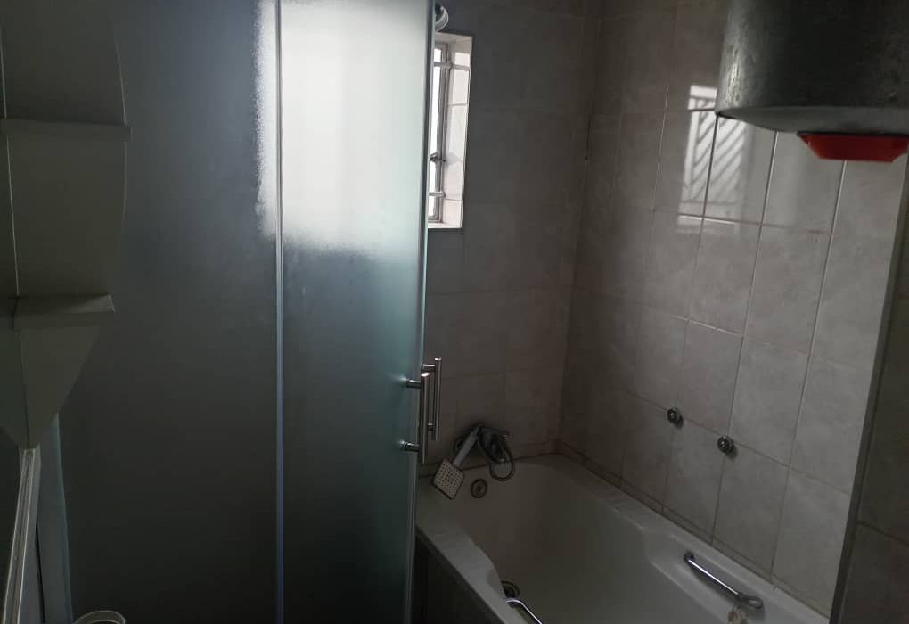 3 Bedroom, 2nd Floor Flat for Sale in New Marimba, Mufakose