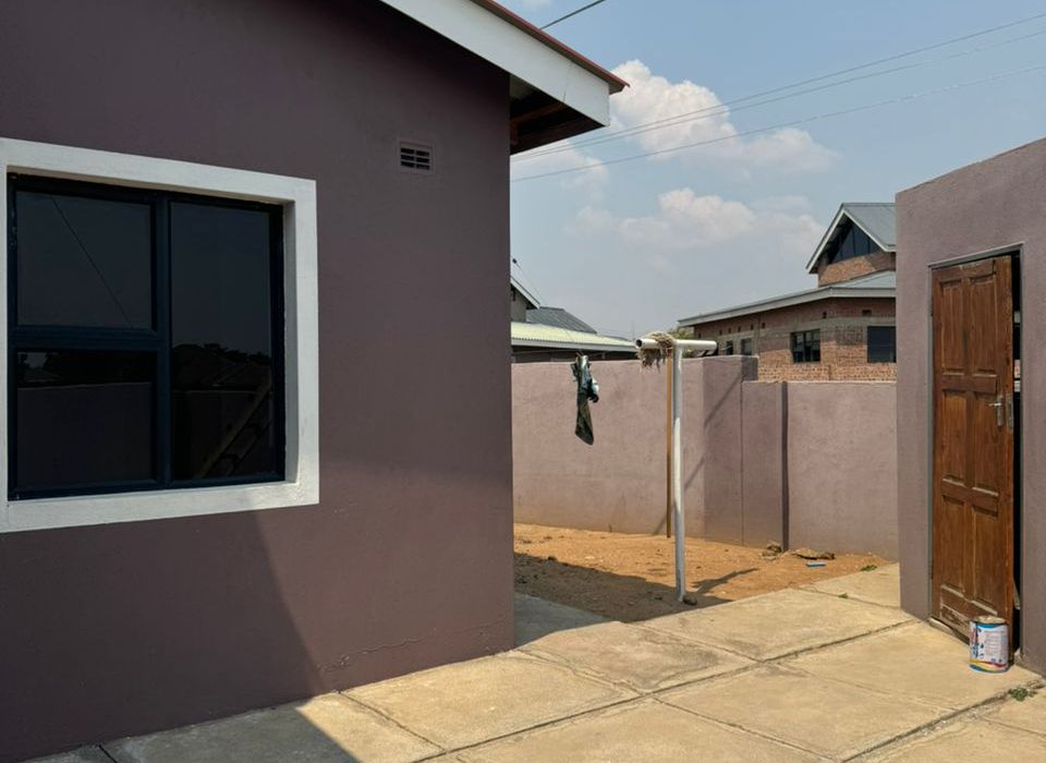 3 Bedroom Apartment for Sale in Arlington Estate 