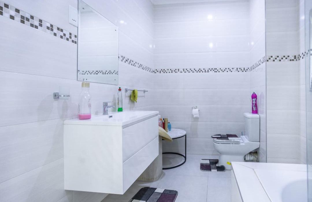 3 Bedroom Apartment for Sale in Greencroft 