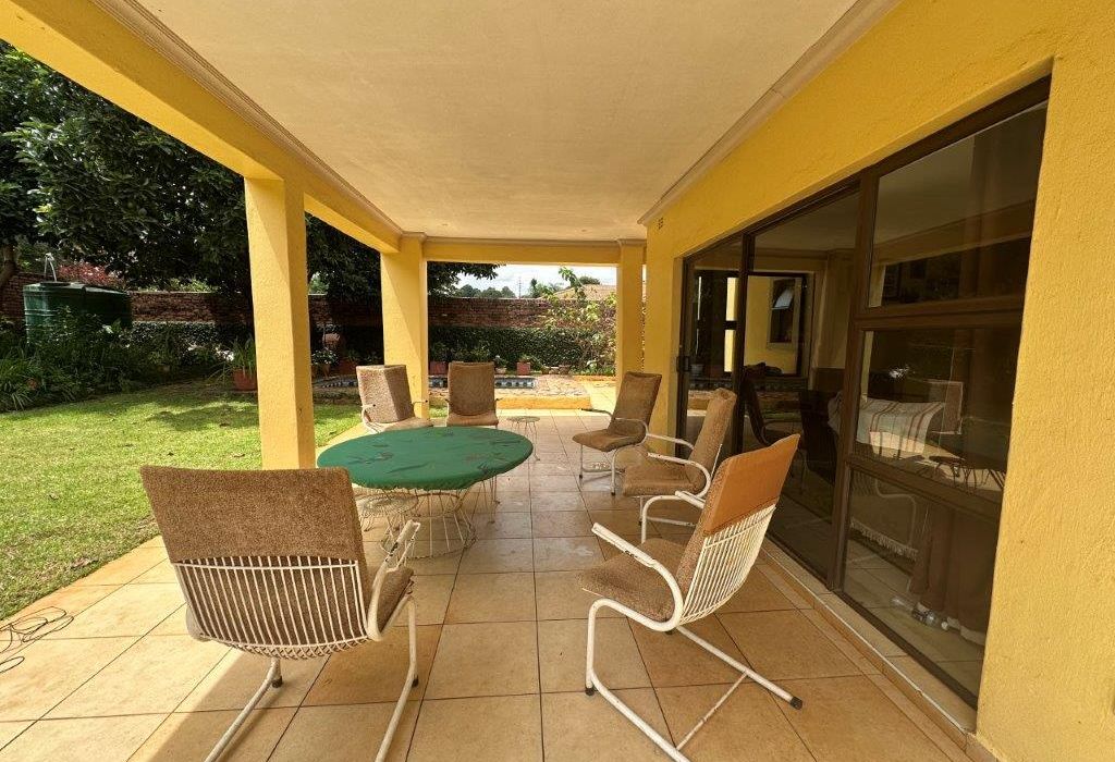 3 Bedroom Cluster for Sale in Pomona 