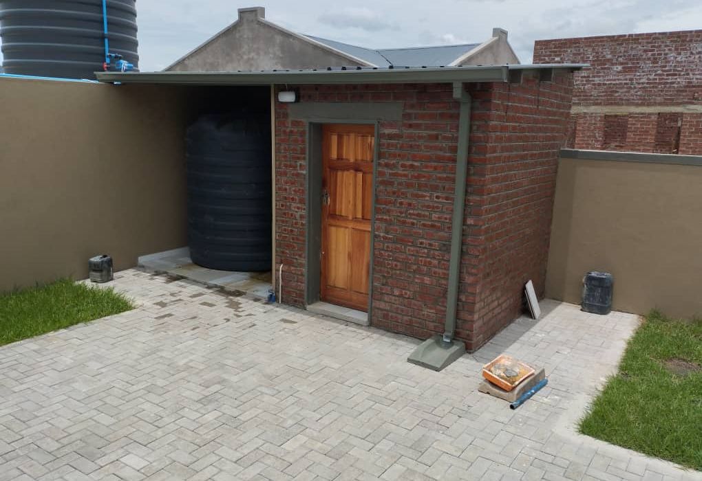 3 Bedroom Cluster House for Sale in Greendale 