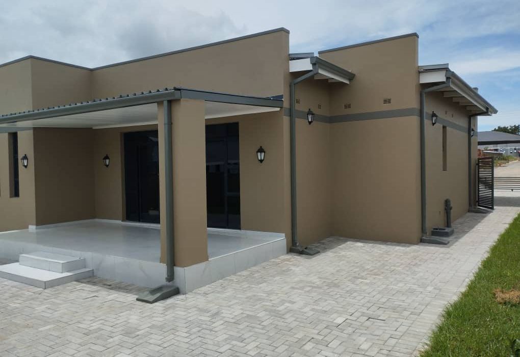 3 Bedroom Cluster House for Sale in Greendale 