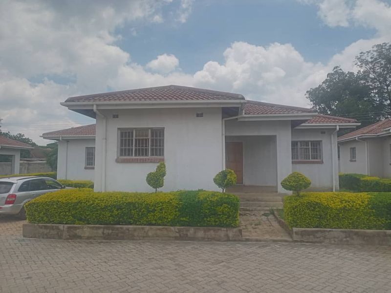 3 Bedroom Cluster House for Sale in Marlborough