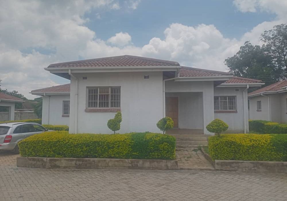 3 Bedroom Cluster House for Sale in Marlborough