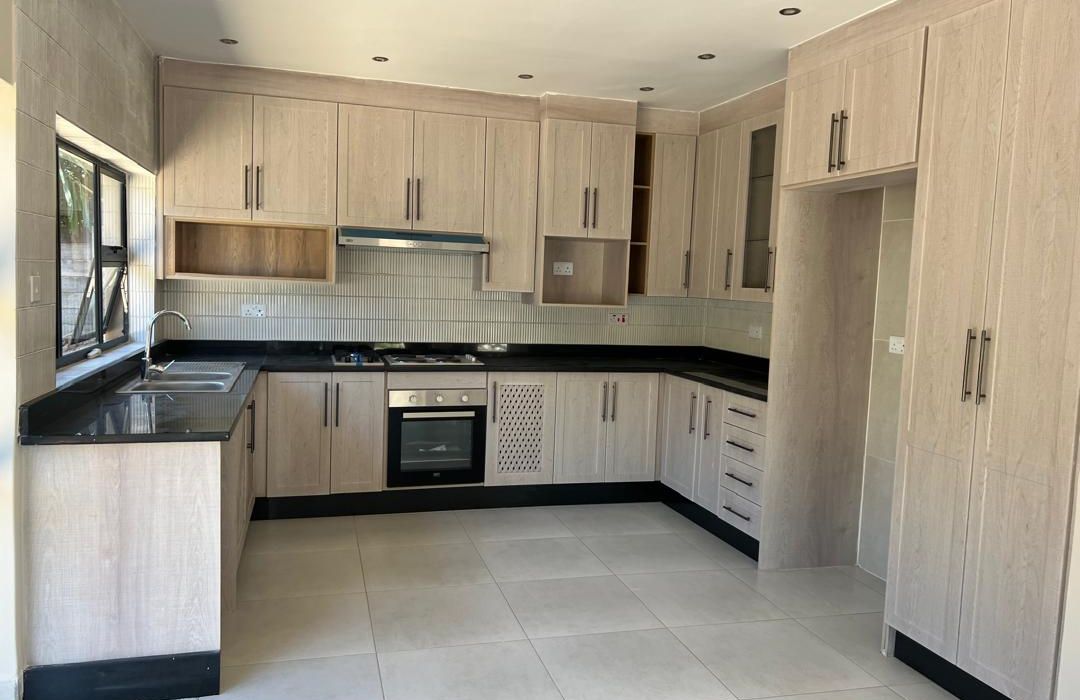 3 Bedroom Cluster House for Sale in Marlborough