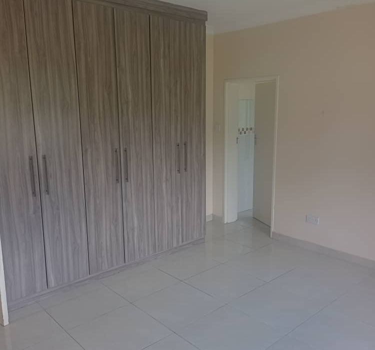 3 Bedroom Cluster House for Sale in Marlborough