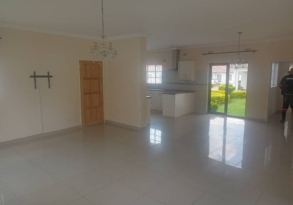 3 Bedroom Cluster House for Sale in Marlborough