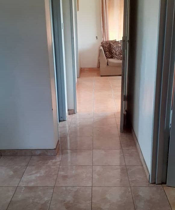 3 Bedroom Cottage for Sale in Manresa 