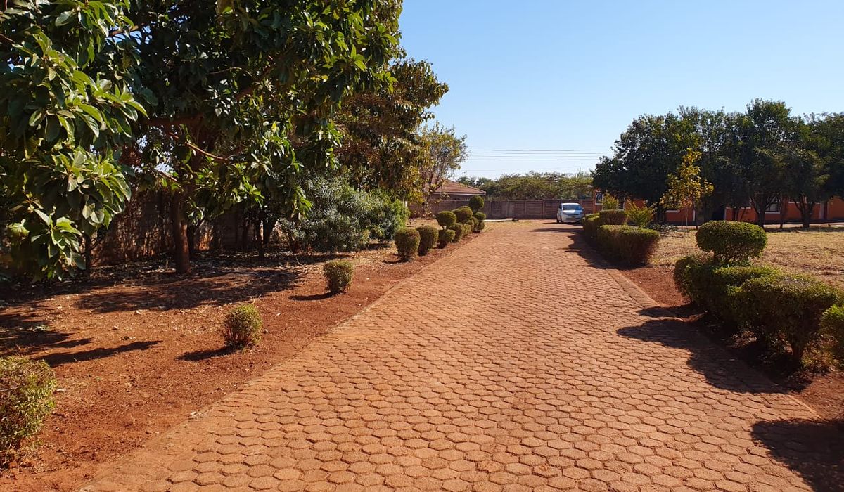 3 Bedroom Cottage in Gletwin for for Sale