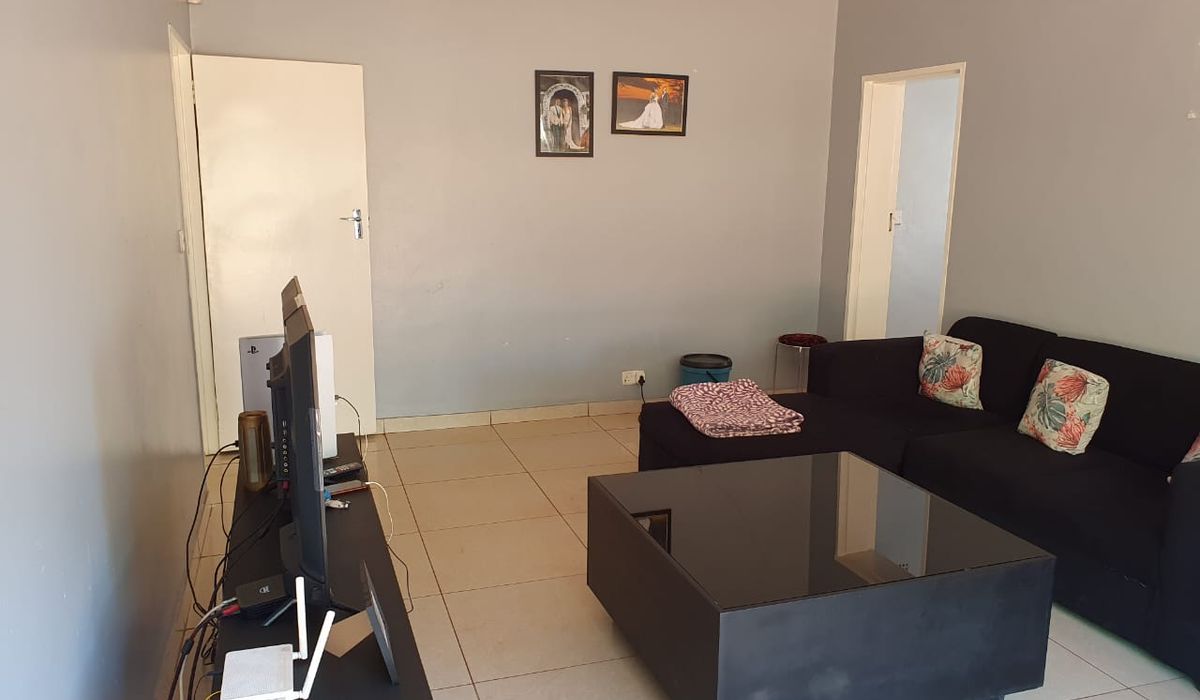 3 Bedroom Cottage in Gletwin for for Sale