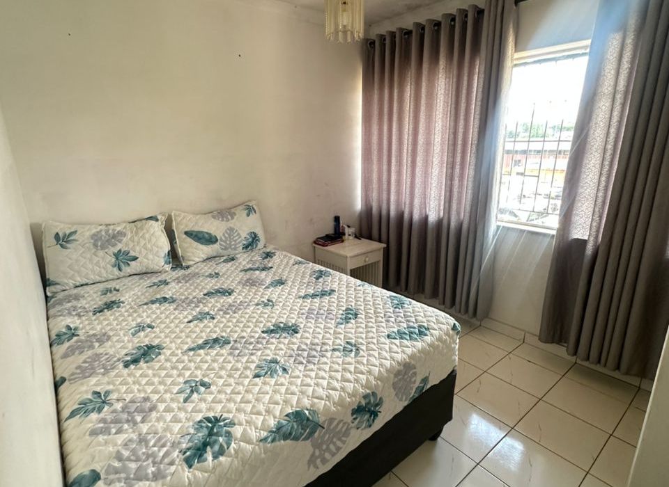 3 Bedroom Duplex Apartment for Sale in Avondale 