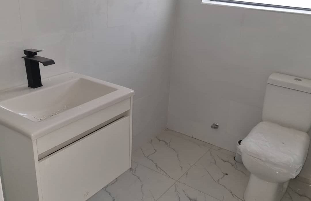 3 Bedroom Duplex Flat for Sale in Newlands 