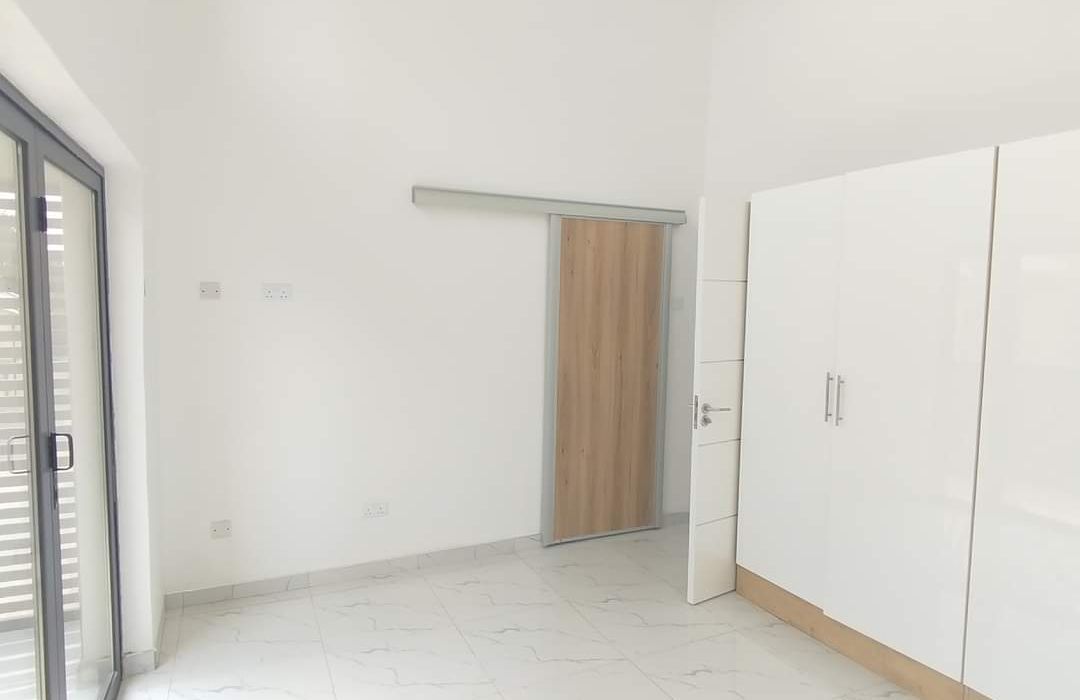3 Bedroom Duplex Flat for Sale in Newlands 