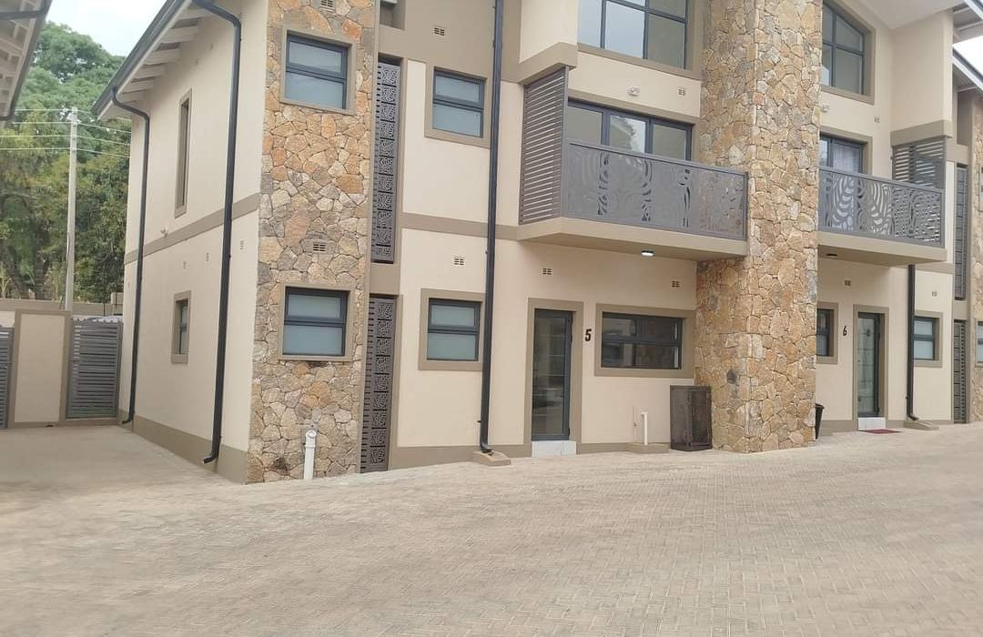 3 Bedroom Duplex Flat for Sale in Newlands 
