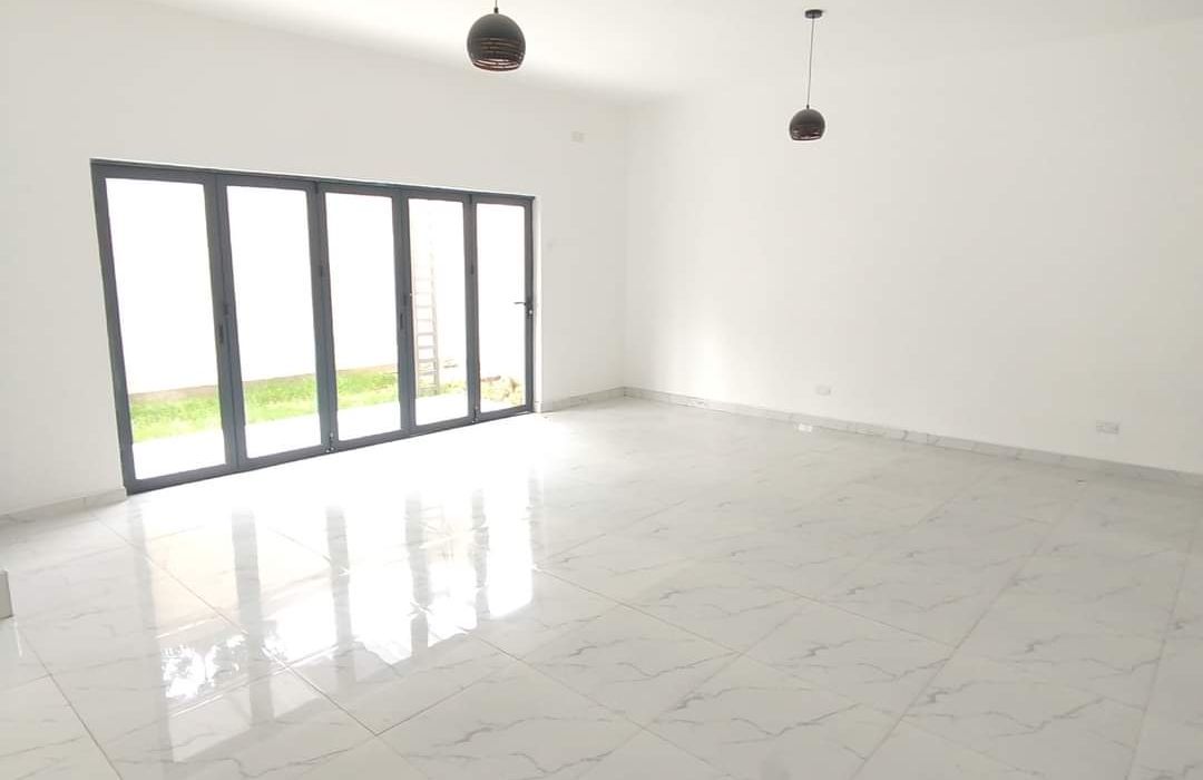 3 Bedroom Duplex Flat for Sale in Newlands 