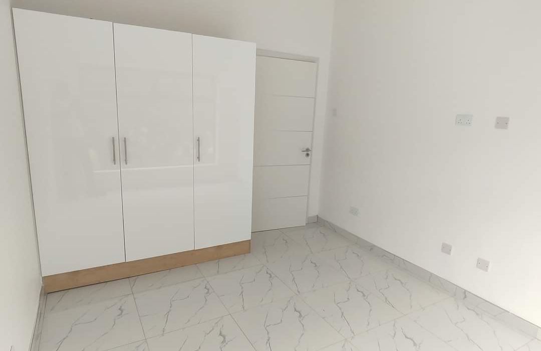 3 Bedroom Duplex Flat for Sale in Newlands 