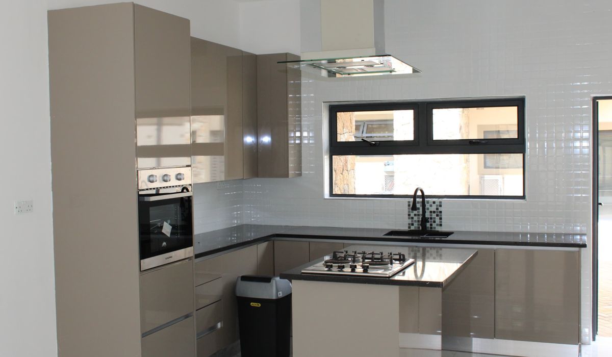 3 Bedroom Duplex Flat in Highlands for Sale 