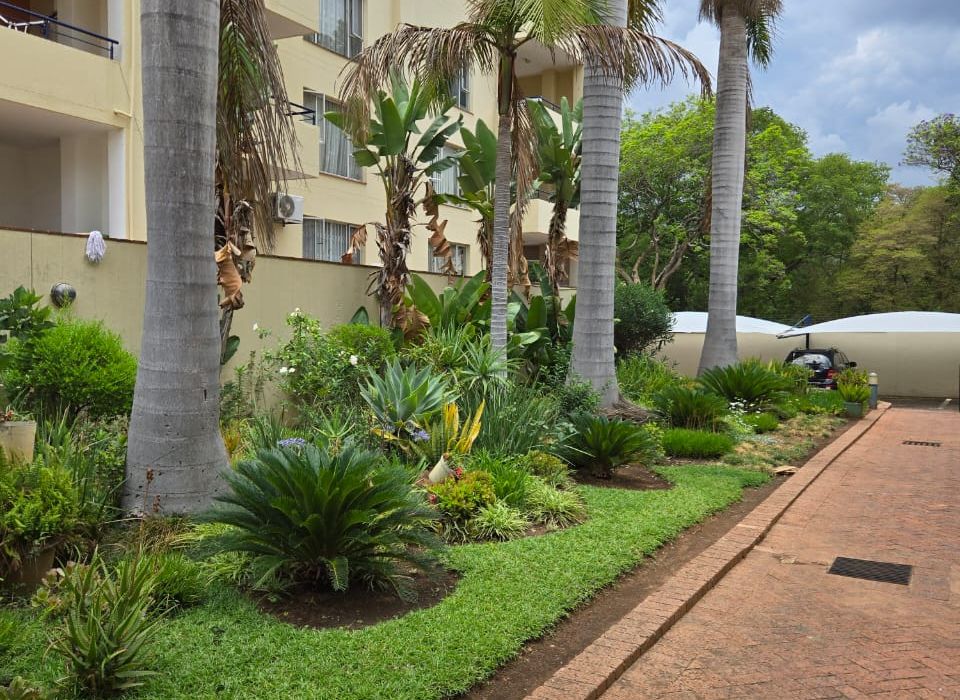 3 Bedroom Flat for Rent in Upper Avenues 