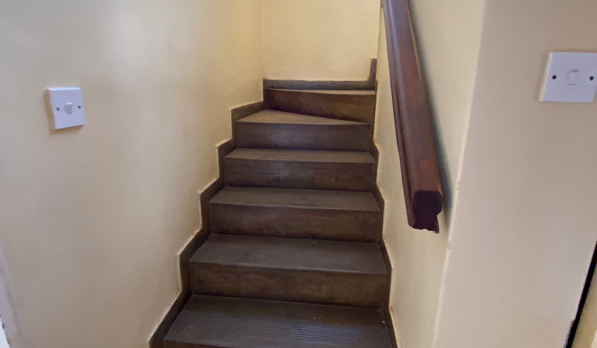 3 Bedroom Flat in Civic Centre, Marlborough for Rent 