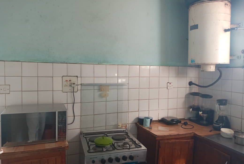 3 Bedroom Flat In Eastlea for Sale 