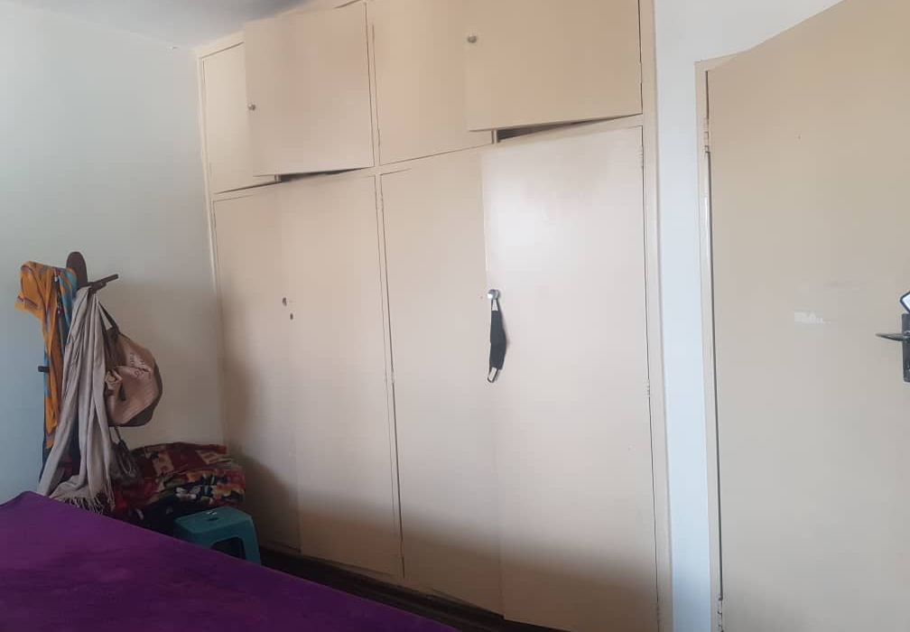 3 Bedroom Flat in The Avenue for Sale 