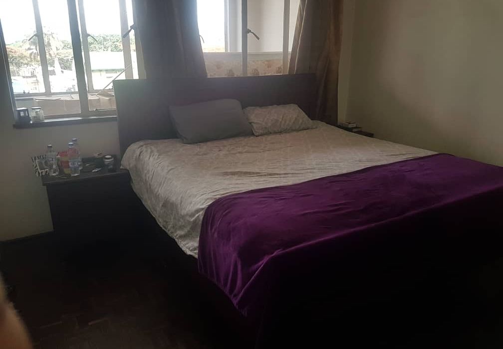 3 Bedroom Flat in The Avenue for Sale 