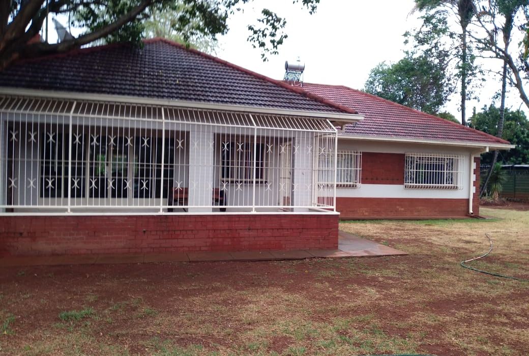3 Bedroom Fully Furnished House to Let in Mount Pleasant
