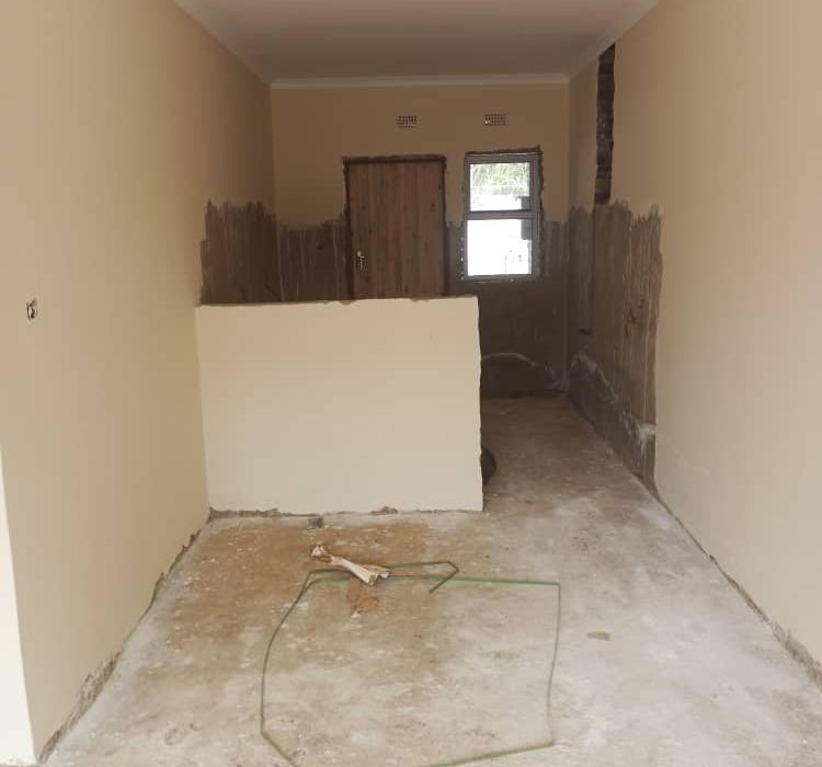 3 Bedroom Garden Flat for Sale in Marlborough