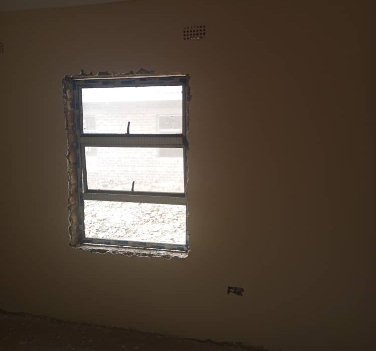 3 Bedroom Garden Flat for Sale in Marlborough